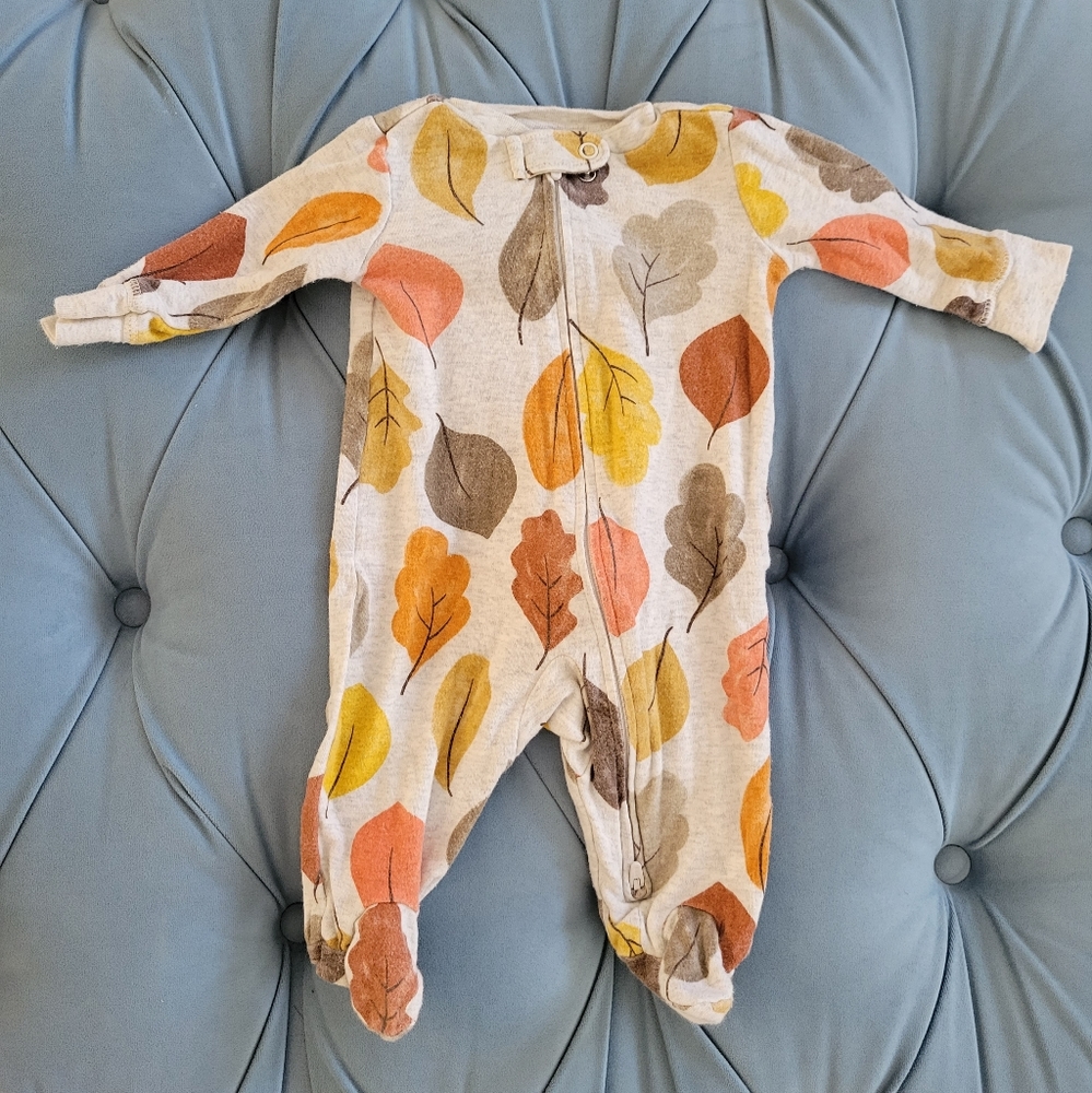 Autumn leaves footie